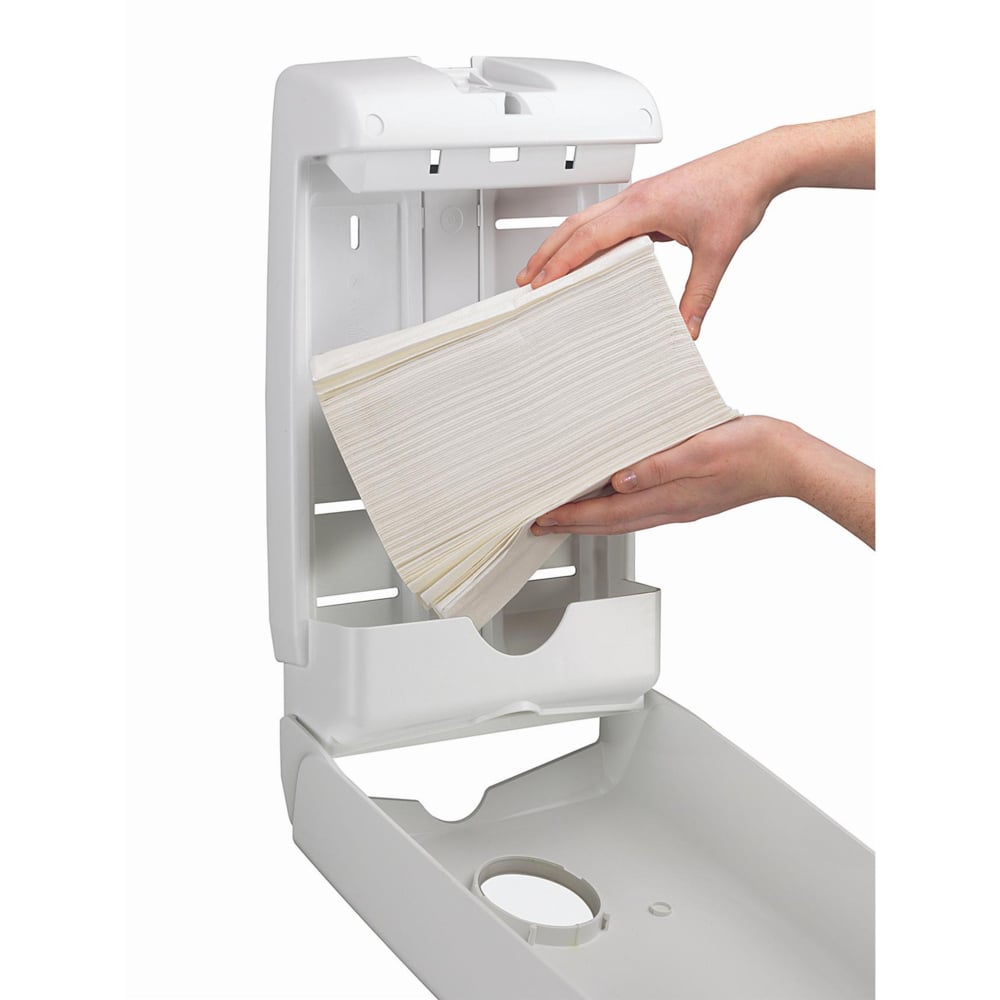 Kleenex Compact Hand Towels 29.5x19cm KC4440 Carton Of 24 Packs